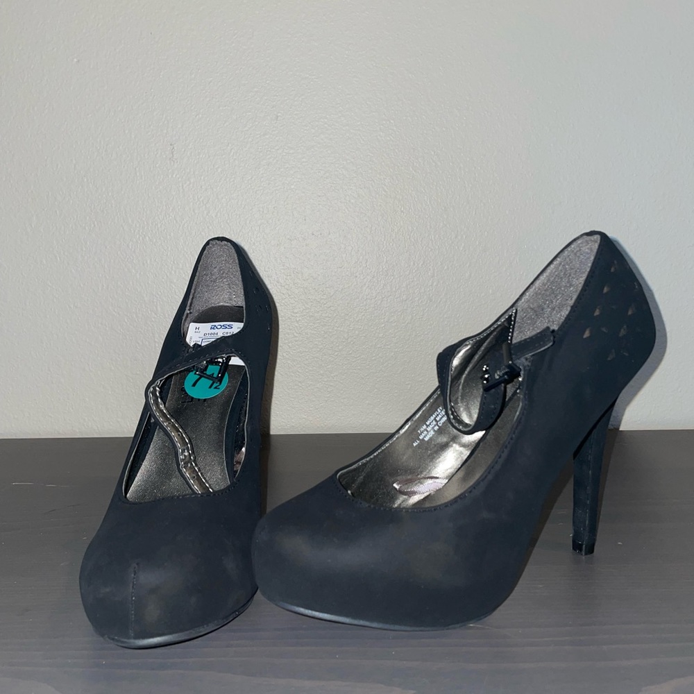 Black suede heels